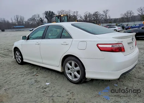 2007 Toyota Camry Ce z USA, uszkodzony, nr VIN 4T1BE46K37U644178